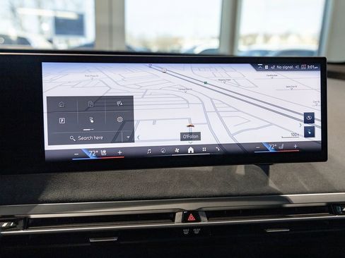 New 2026 BMW iX xDrive60 w/ M Sport Package image 31