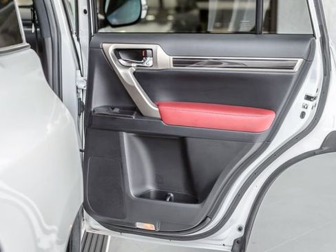 Used 2021 Lexus GX 460 Premium image 49