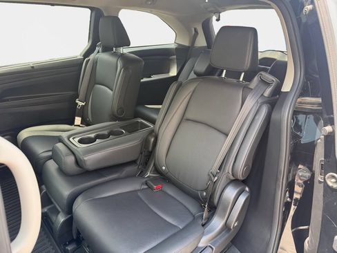 Certified 2025 Honda Odyssey EX-L image 20