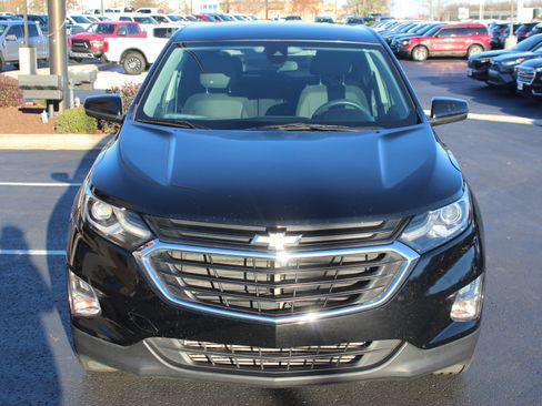 Used 2020 Chevrolet Equinox LT image 3
