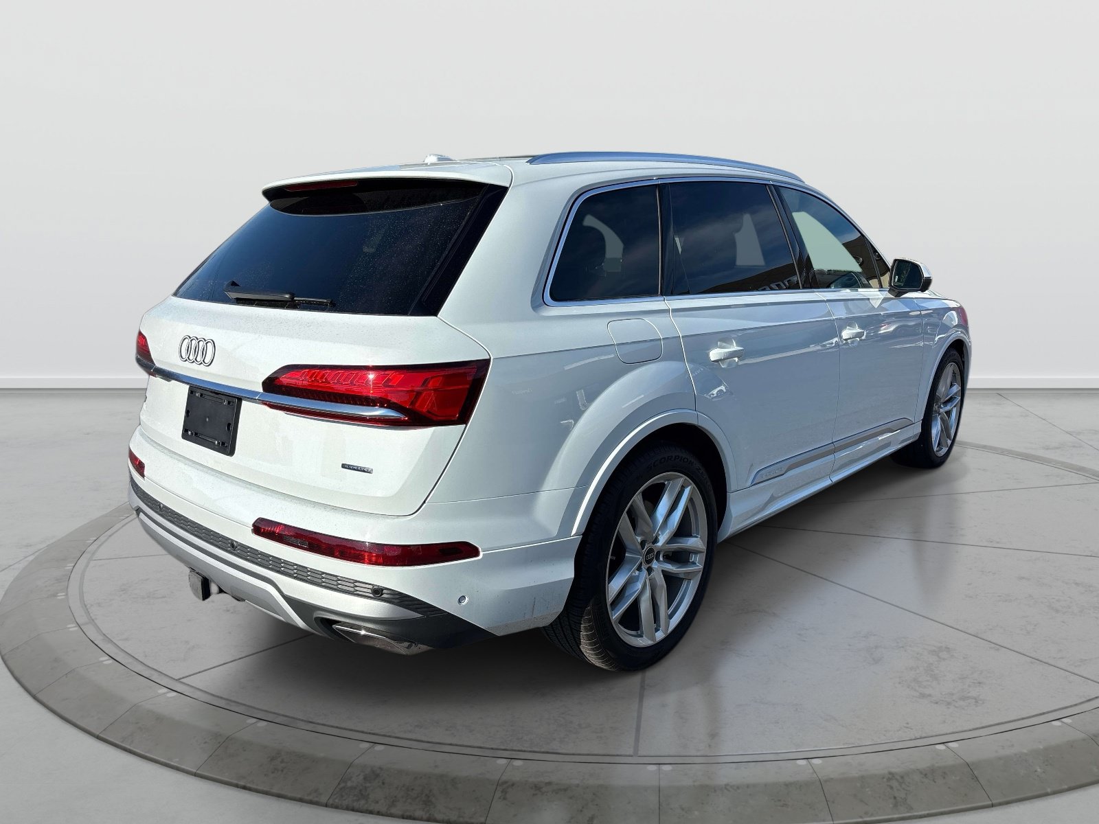 Used 2025 Audi Q7 3.0T Premium Plus AWD/4WD image 6