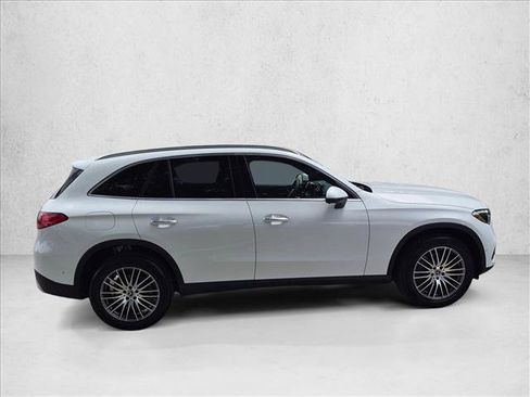 Certified 2026 Mercedes-Benz GLC 300 4MATIC image 4