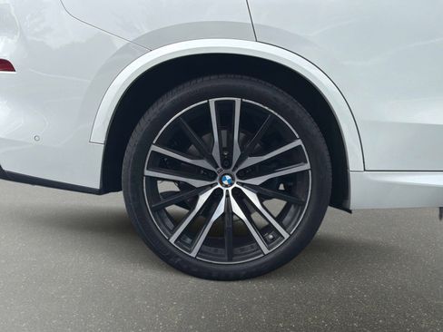 Used 2023 BMW X5 sDrive40i w/ M Sport Package RWD image 19