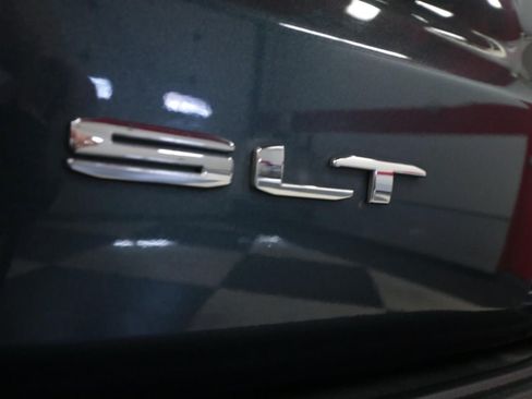 Used 2021 GMC Yukon XL SLT w/ SLT Premium Package AWD/4WD image 31