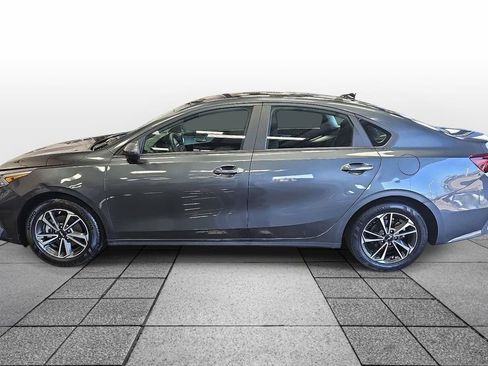 Used 2024 Kia Forte LXS FWD image 8