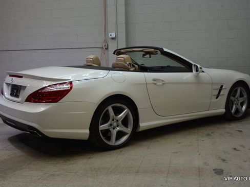 Used 2014 Mercedes-Benz SL 550 image 28