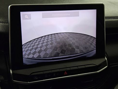 Used 2024 Jeep Compass Latitude w/ Altitude Special Edition AWD/4WD image 12