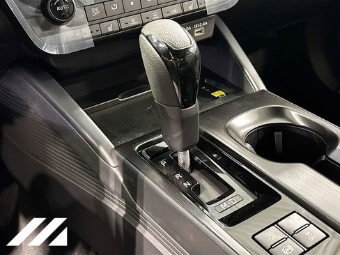 New 2026 Subaru Outback Limited AWD/4WD image 17
