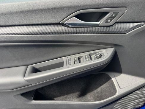 Used 2026 Volkswagen Golf 2.0T image 16