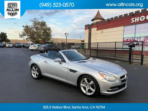 Used 2012 Mercedes-Benz SLK 250 image 3