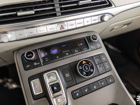 Used 2020 Hyundai Palisade Limited AWD/4WD image 29