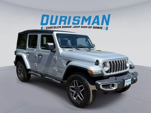 Used 2024 Jeep Wrangler Unlimited Sahara AWD/4WD image 1