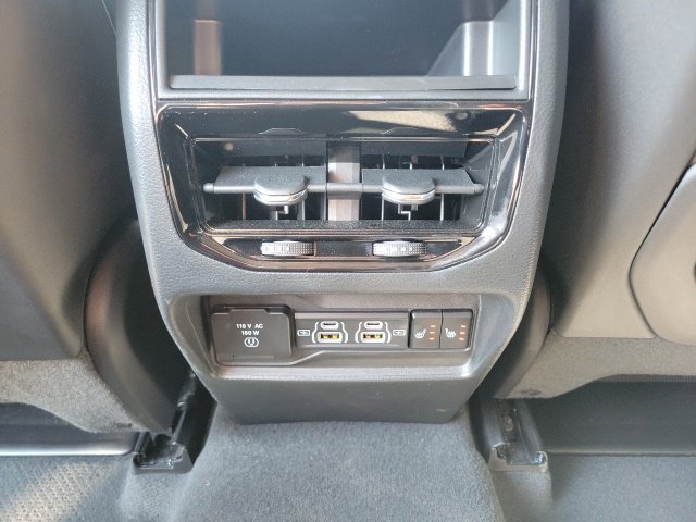Used 2023 Jeep Grand Cherokee Limited AWD/4WD image 21