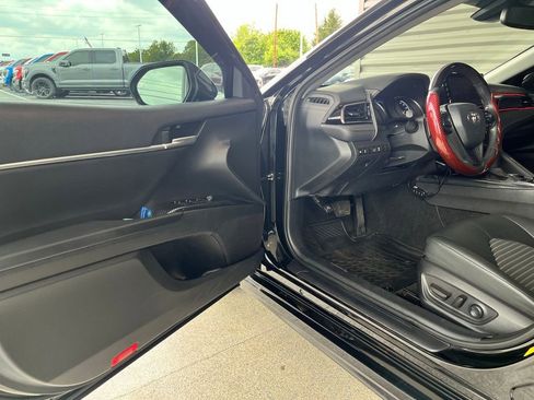 Used 2024 Toyota Camry SE w/ Audio Upgrade Package FWD image 18