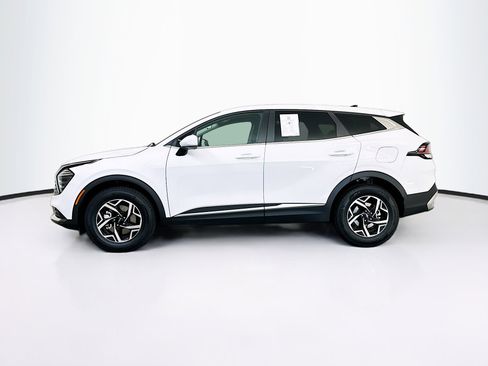 Used 2025 Kia Sportage LX AWD/4WD image 4
