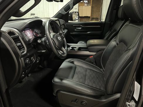 Used 2020 RAM 1500 Sport w/ Comfort & Convenience Group image 14