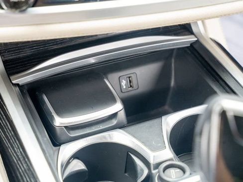 Used 2019 BMW 740i w/ Executive Package RWD image 29