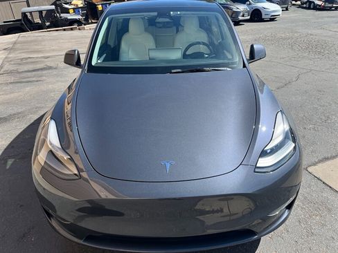 Used 2023 Tesla Model Y Long Range AWD/4WD image 19