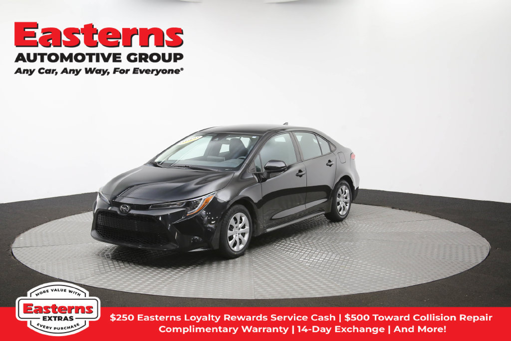 Used 2021 Toyota Corolla LE w/ Carpet Mat Package (TMS) FWD image 58