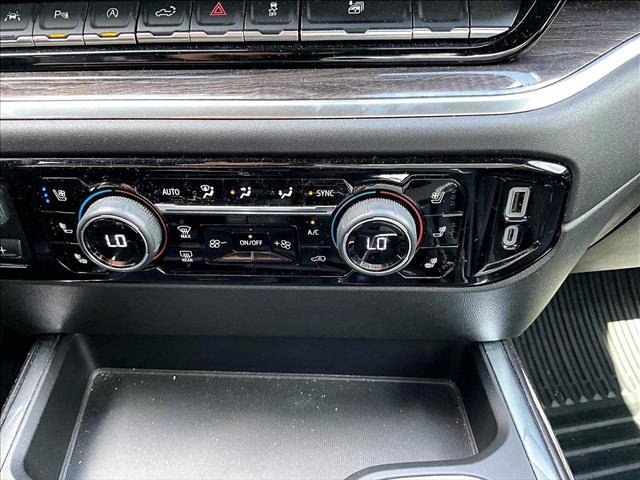 Used 2022 Chevrolet Silverado 1500 LTZ RWD image 27