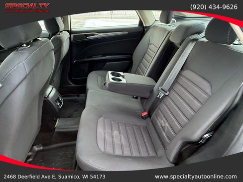 Used 2020 Ford Fusion SE image 20