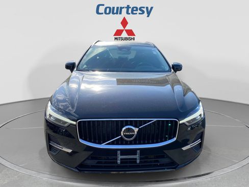 Used 2023 Volvo XC60 B5 Core AWD/4WD image 9