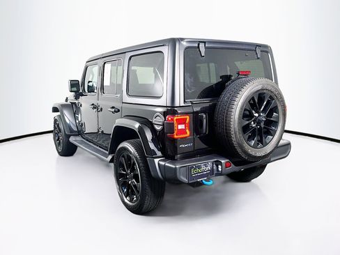 Used 2023 Jeep Wrangler Unlimited Sahara w/ Cold Weather Group AWD/4WD image 5
