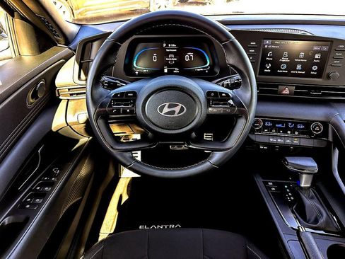 Used 2025 Hyundai Elantra Sport w/ Cargo Package FWD image 19