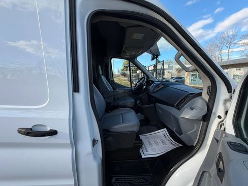 Used 2019 Ford Transit 250 148 Medium Roof RWD image 13