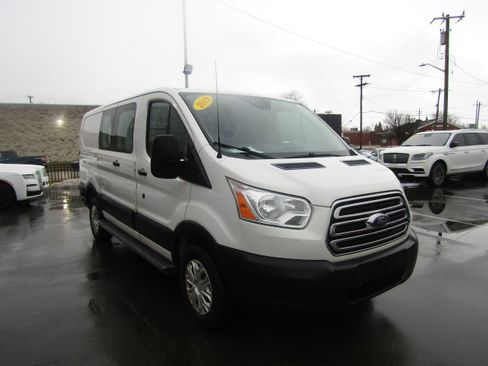 Used 2019 Ford Transit 250 130 Low Roof w/ Exterior Upgrade Package image 4