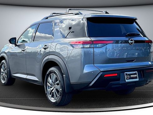 New 2026 Nissan Pathfinder SV w/ Cargo Package AWD/4WD image 3