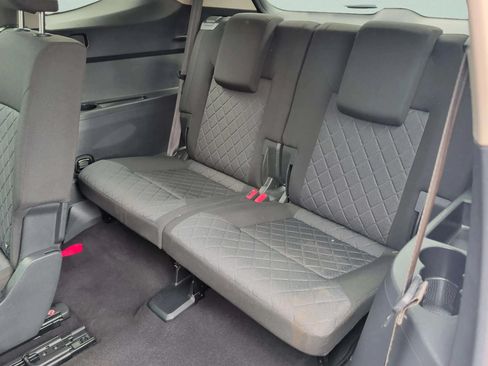 Used 2021 Volkswagen Atlas S FWD image 35