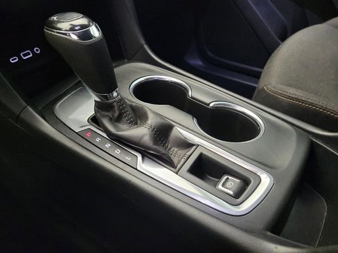 Used 2021 Chevrolet Equinox LT image 26