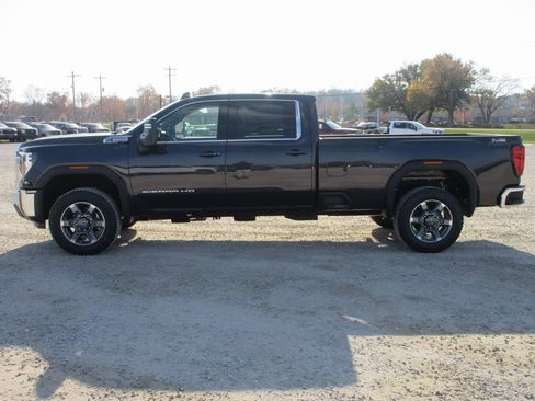 New 2026 GMC Sierra 3500 SLE image 10