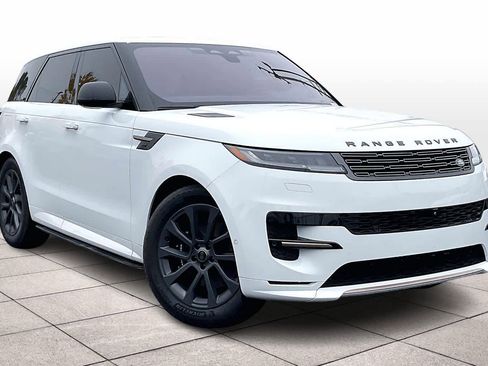 Used 2023 Land Rover Range Rover Sport SE Dynamic image 2
