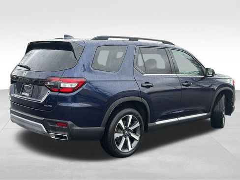 Used 2023 Honda Pilot Elite image 7