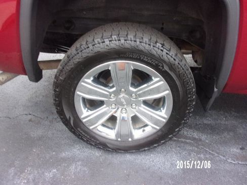 Used 2018 GMC Sierra 1500 SLT image 13