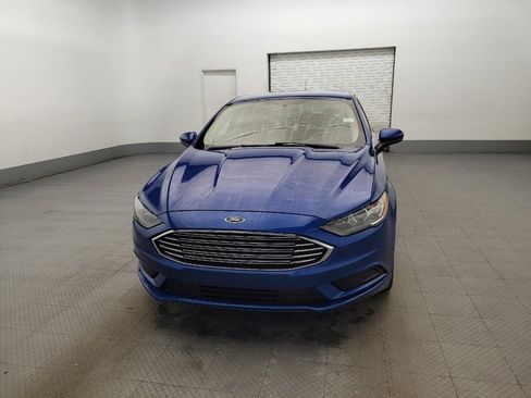 Used 2017 Ford Fusion SE w/ Fusion SE Technology Package image 15