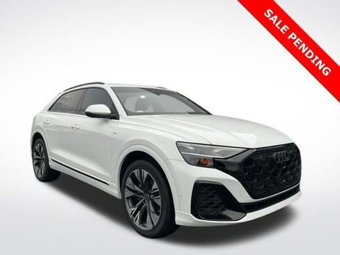 Used 2025 Audi Q8 Premium Plus image 1
