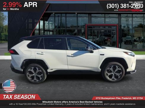 Used 2022 Toyota RAV4 XSE w/ Premium Package image 4