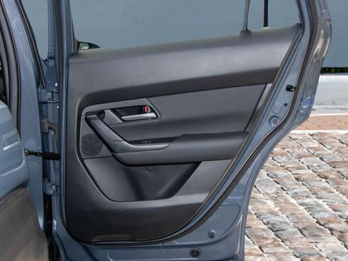 Used 2025 MAZDA CX-50 AWD 2.5 S w/ Weather Package image 19