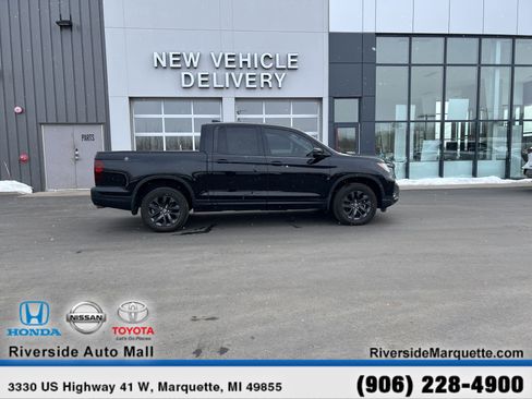 Used 2024 Honda Ridgeline Sport image 10