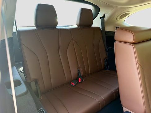 Used 2022 Acura MDX SH-AWD w/ Advance Package image 21