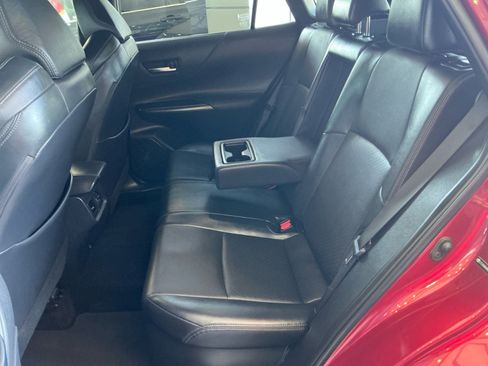 Used 2021 Toyota Venza Limited AWD/4WD image 17