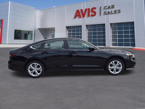 Used 2025 Honda Accord LX image 5
