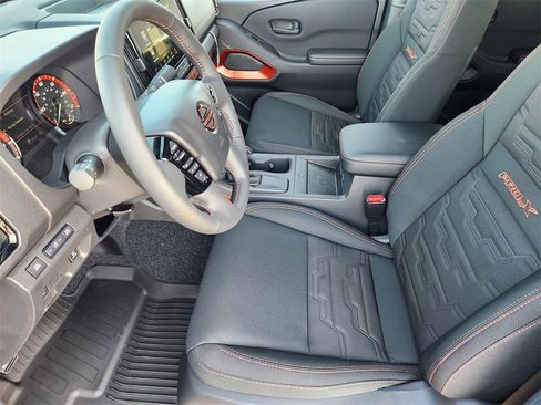 New 2026 Nissan Frontier Pro-X image 9