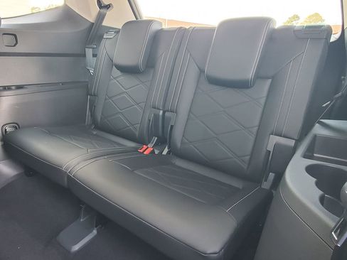 New 2026 Volkswagen Atlas SE image 9