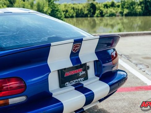 Used 1996 Dodge Viper GTS RWD image 36