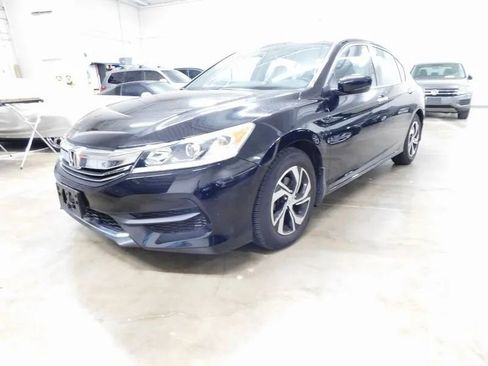 Used 2017 Honda Accord LX image 1