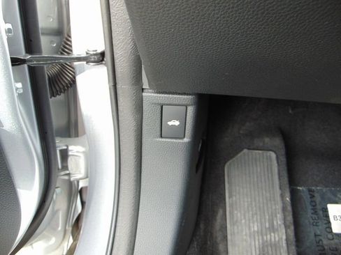 New 2026 Honda Accord Touring image 19